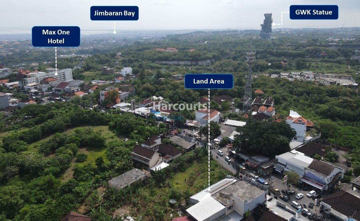 Positioned Along Busy Main Real Estate Bali1