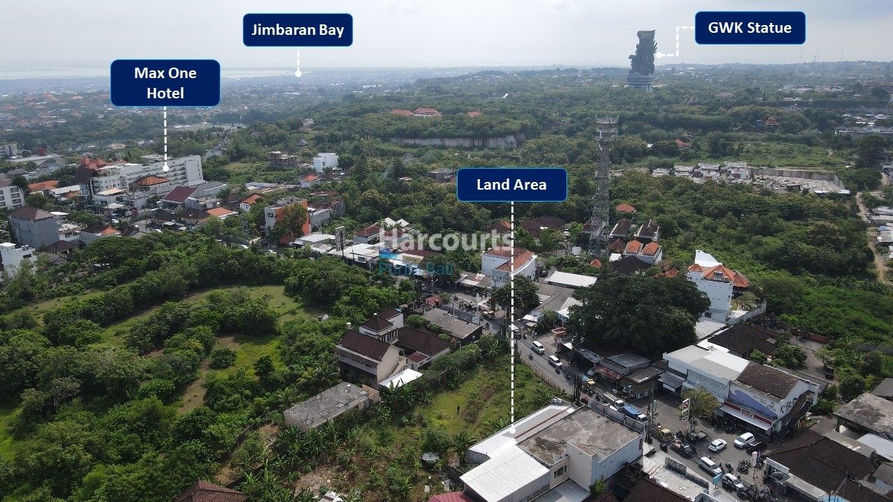 Positioned Along Busy Main Real Estate Bali1