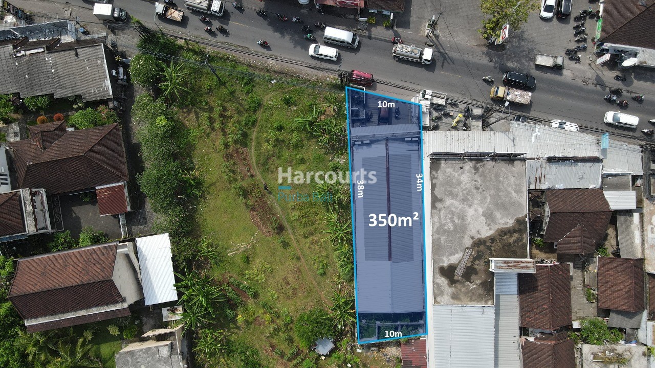 Positioned Along Busy Main Real Estate Bali2