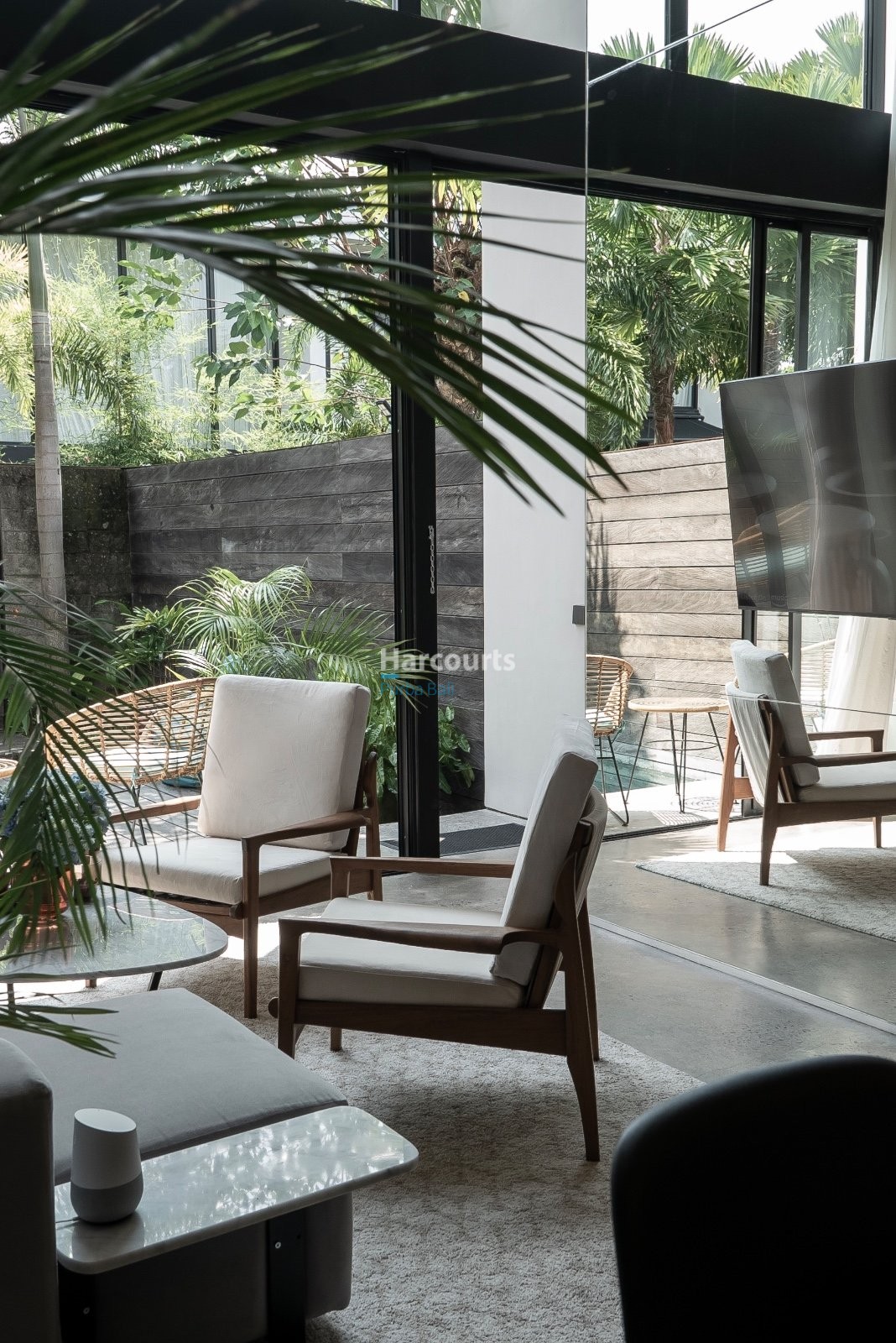 Positioned One Most Desirable Freehold Ownership