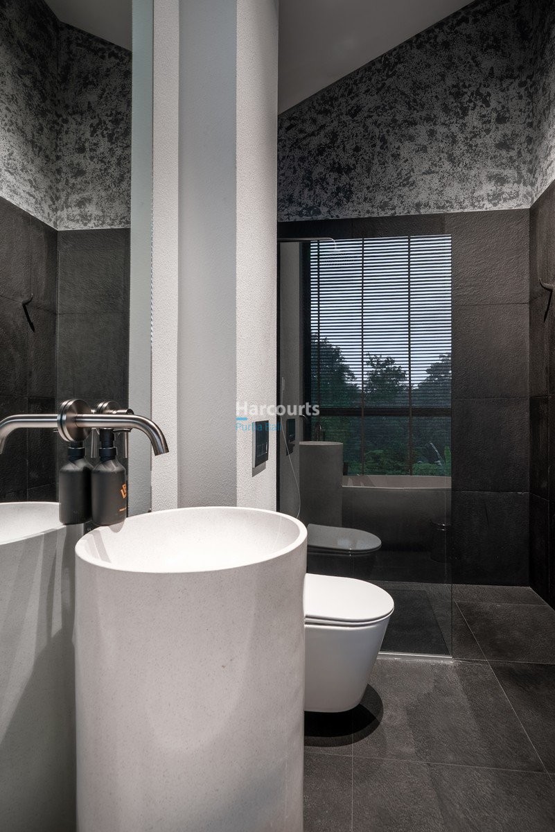 Set Amidst Lush Jungle Property Investment 1