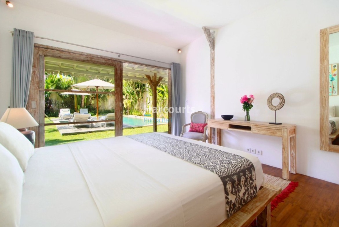 Set Sought After Berawa This Tropical Modern