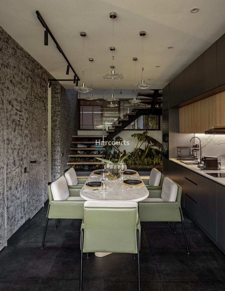 Set Within Lush Jungle Leasehold Opportunity