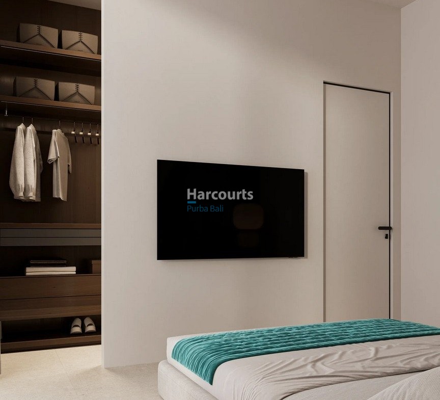 Situated Rapidly Expanding Coastal Swimming Pool