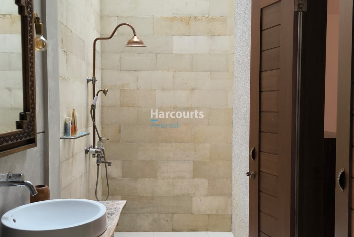 Spacious 4 Bedroom Family Villa Holiday Rental