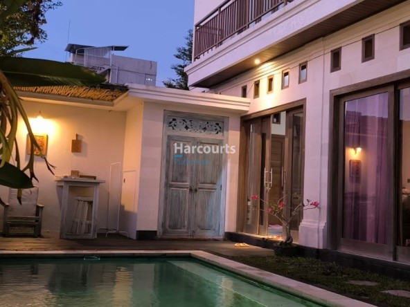 Spacious 4 Bedroom Family Villa Leasehold Opportunity