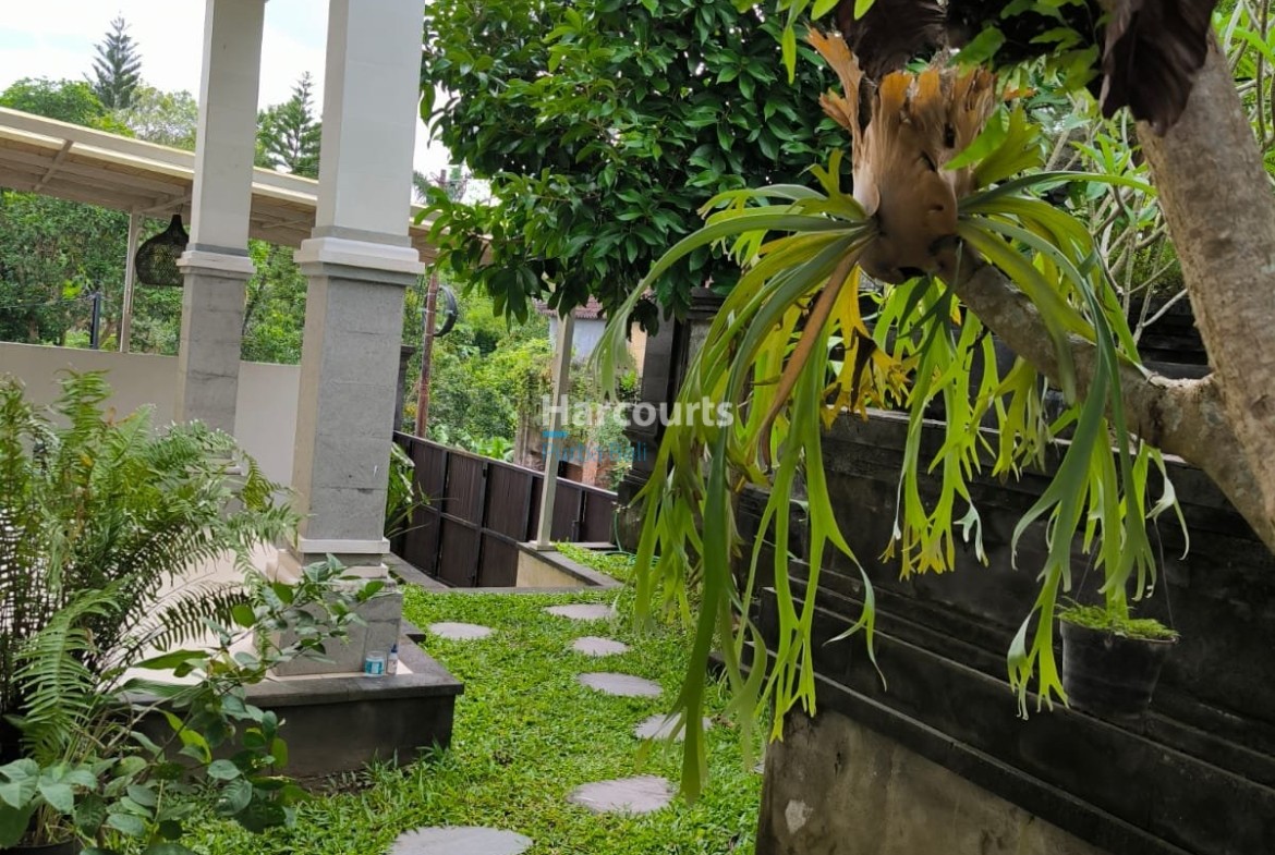 Spacious 4 Bedroom Family Villa Ocean Breeze