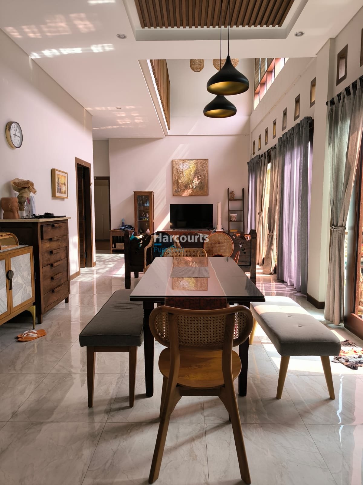 Spacious 4 Bedroom Family Villa Ricefield View