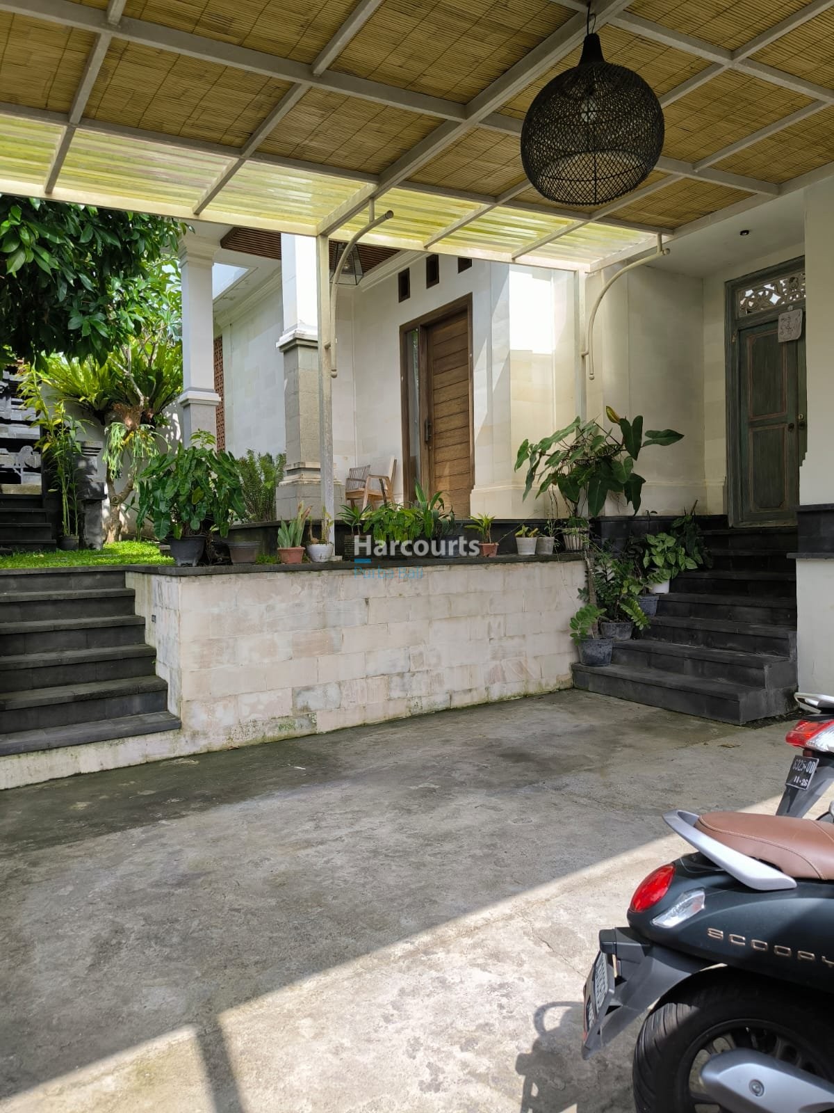 Spacious 4 Bedroom Family Villa Swimming Pool