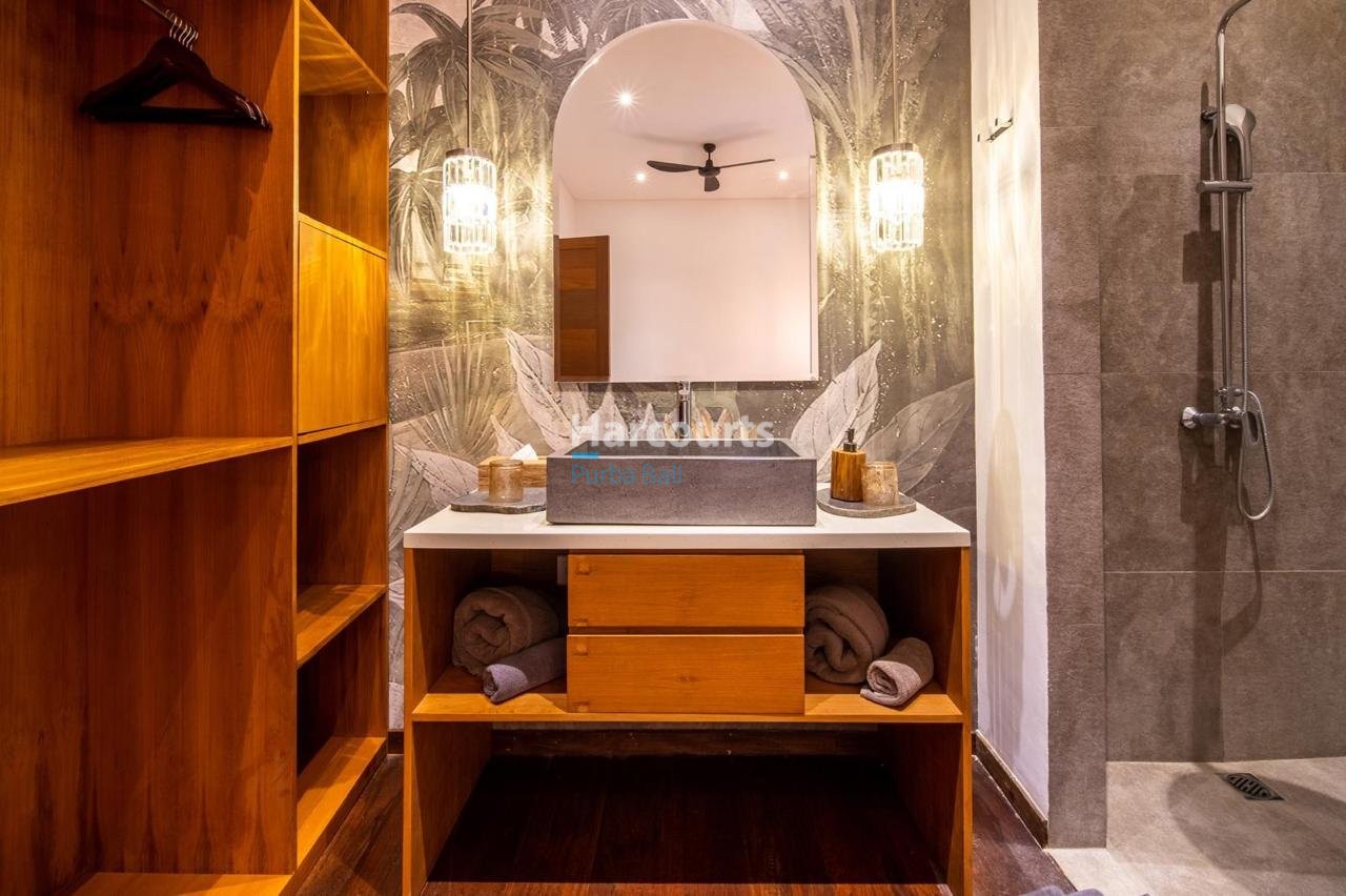 Title Modern Loft Style Leasehold Swimming Pool