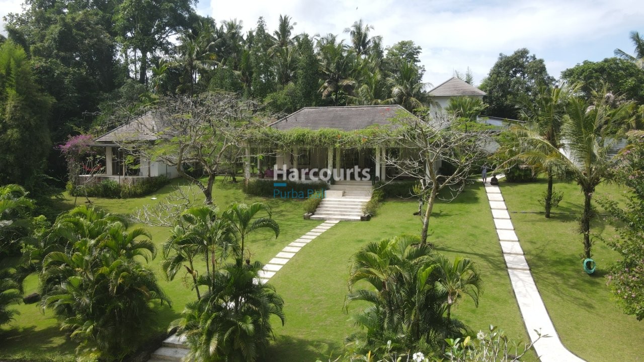 Along Serene Riverbanks Yeh Freehold Ownership