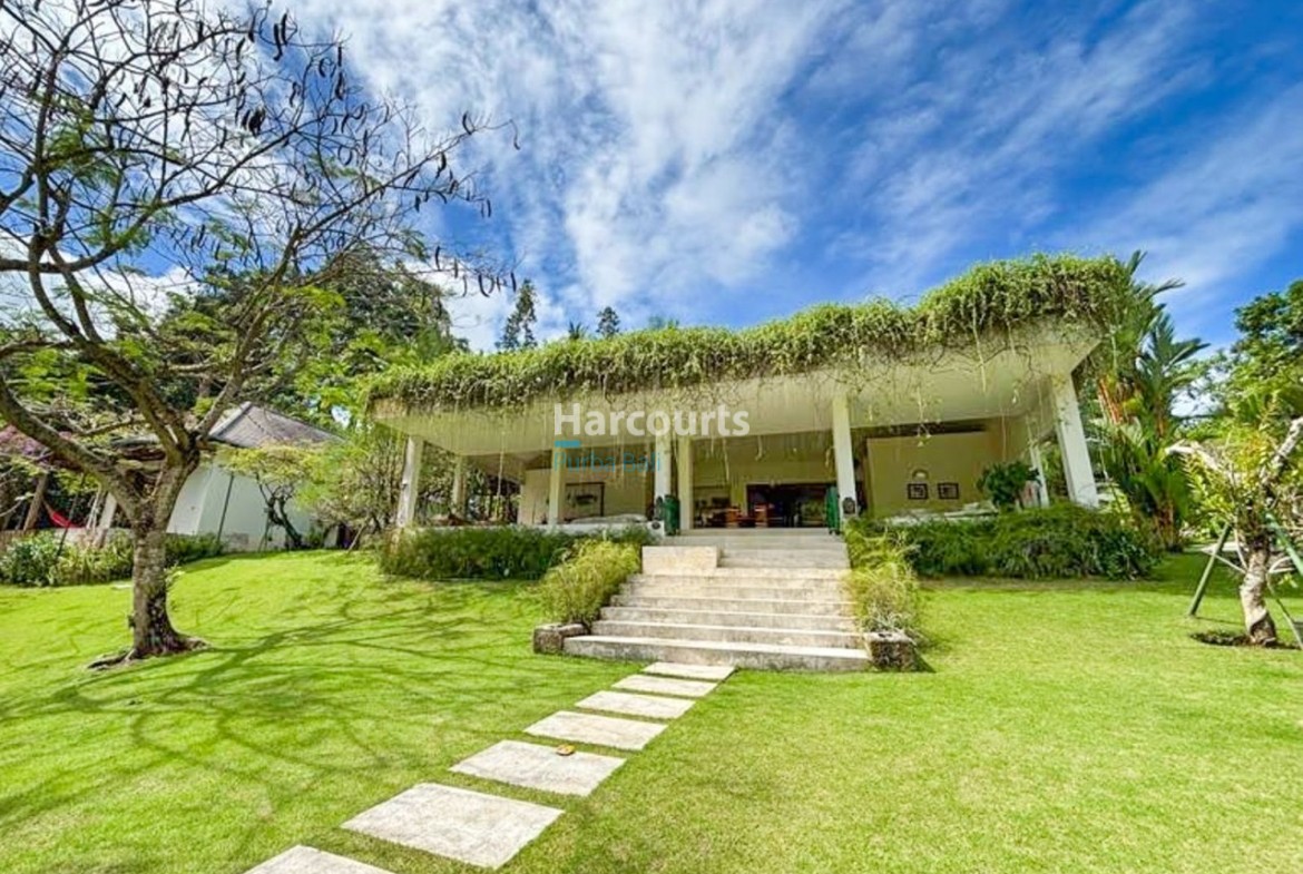 Along Serene Riverbanks Yeh Leasehold Opportunity