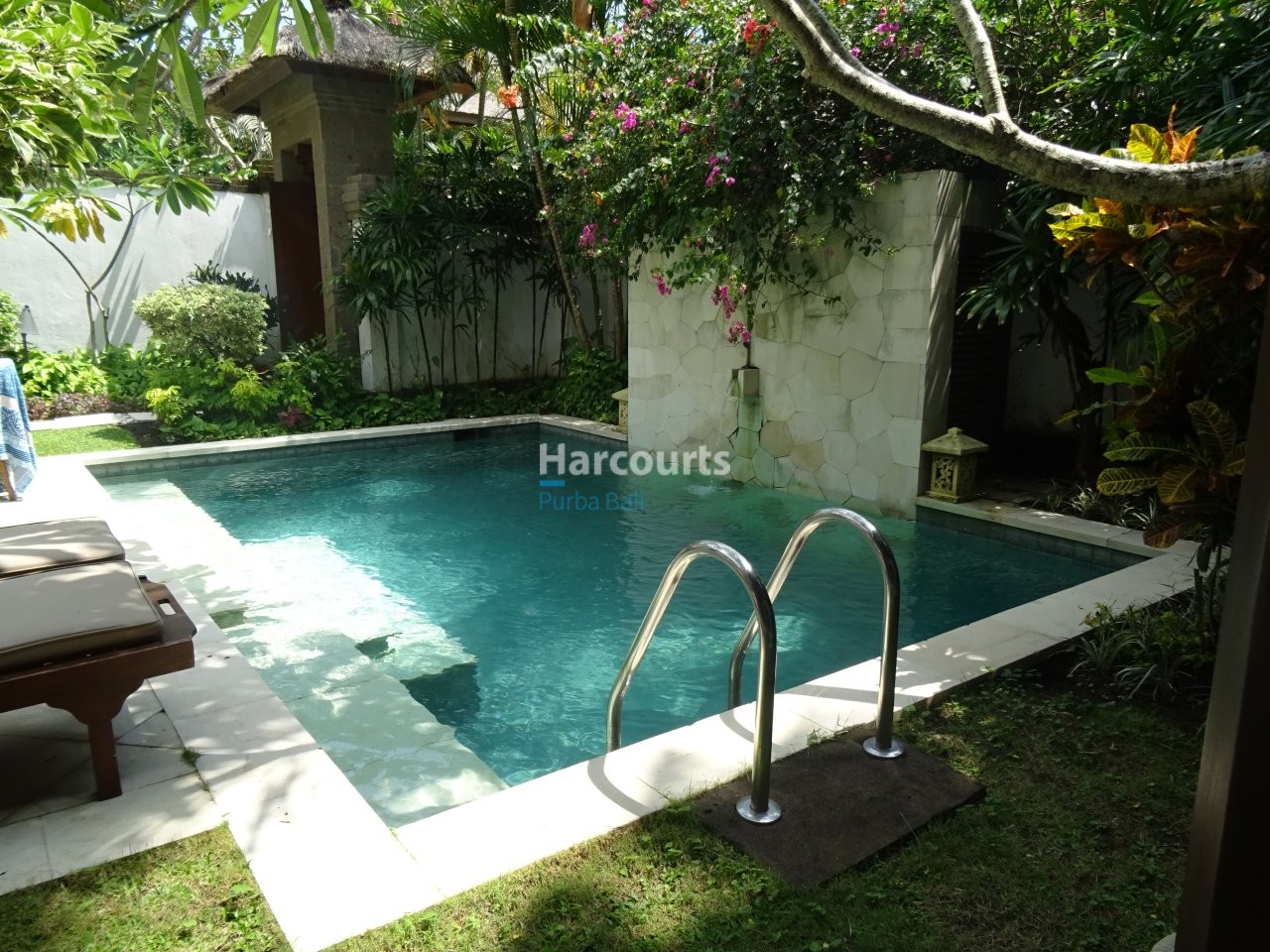Discover Refined Tropical Residence Real Estate Bali