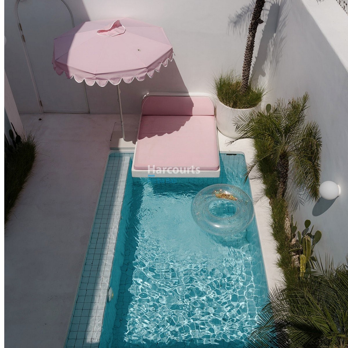 Located Highly Sought After Nelayan Leasehold Opportunity 1