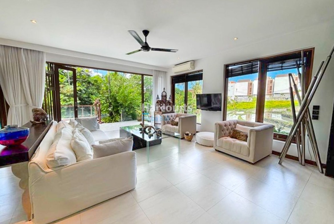 Located Peaceful Coastal Village Freehold Ownership