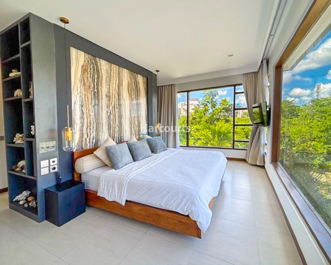 Located Peaceful Coastal Village Holiday Rental