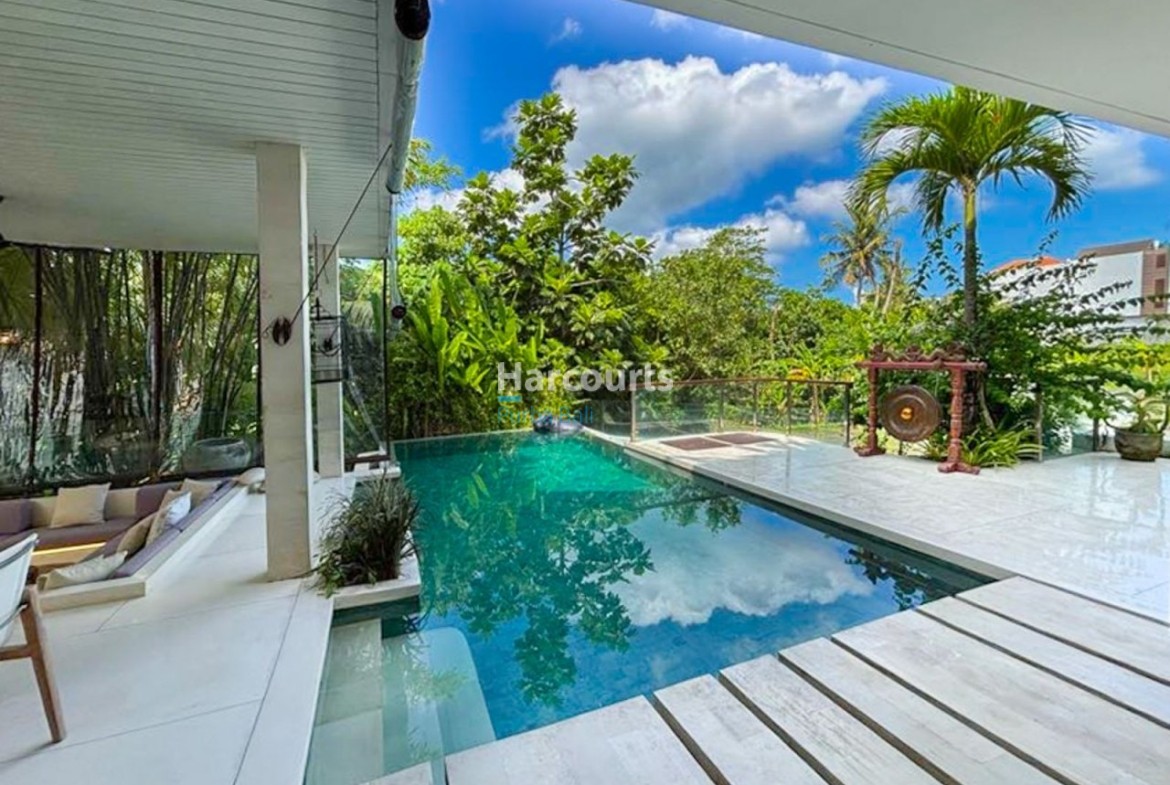 Located Peaceful Coastal Village Swimming Pool
