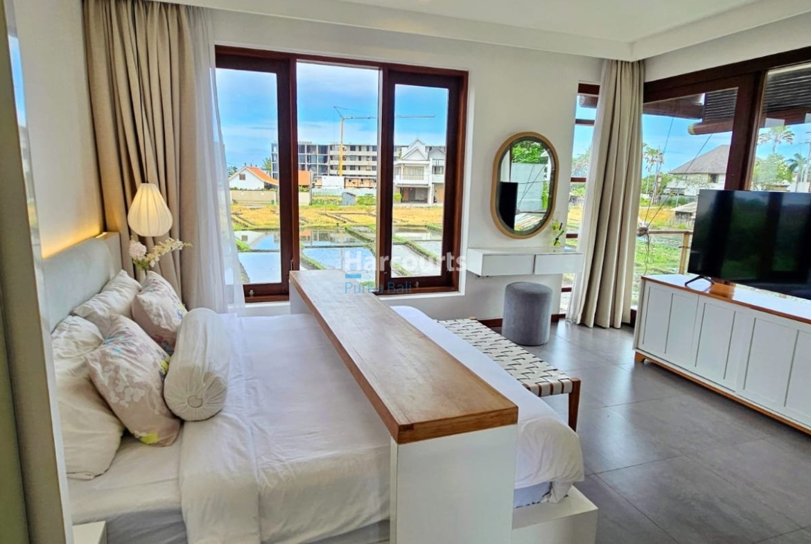Located Peaceful Coastal Village Swimming Pool