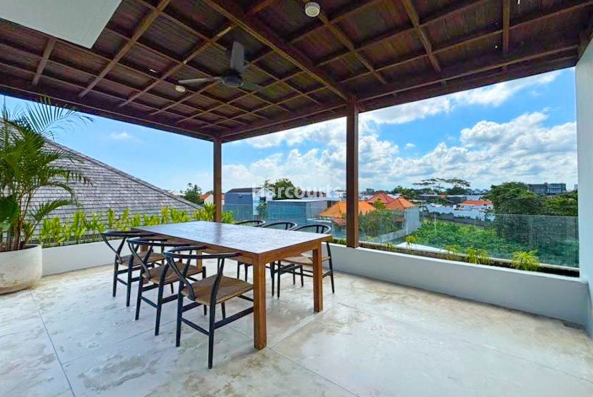 Located Peaceful Coastal Village Swimming Pool