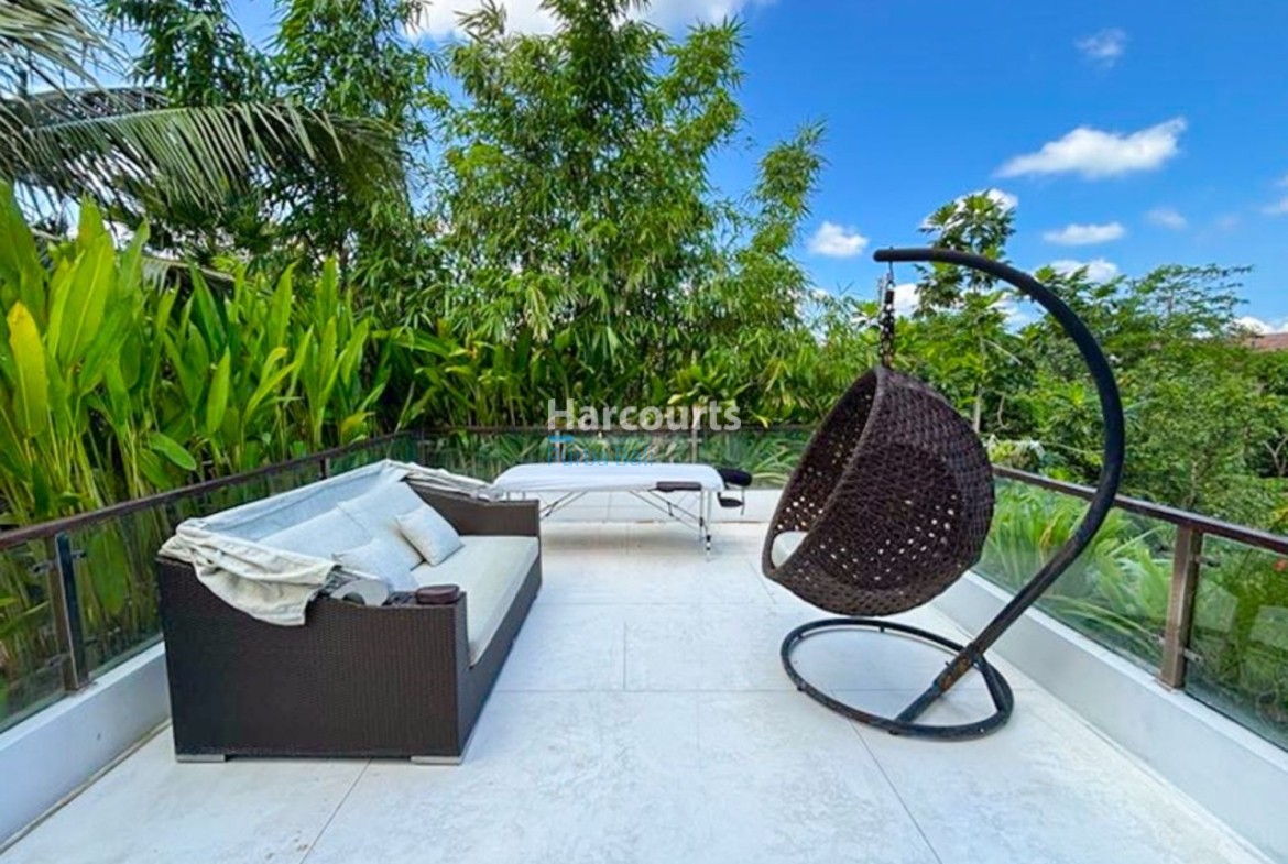 Located Peaceful Coastal Village Tropical Modern