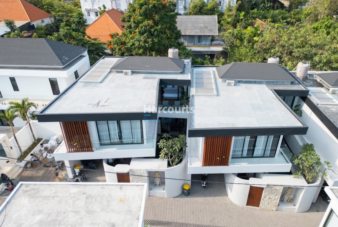 Located Tranquil Residential Enclave Property Investment