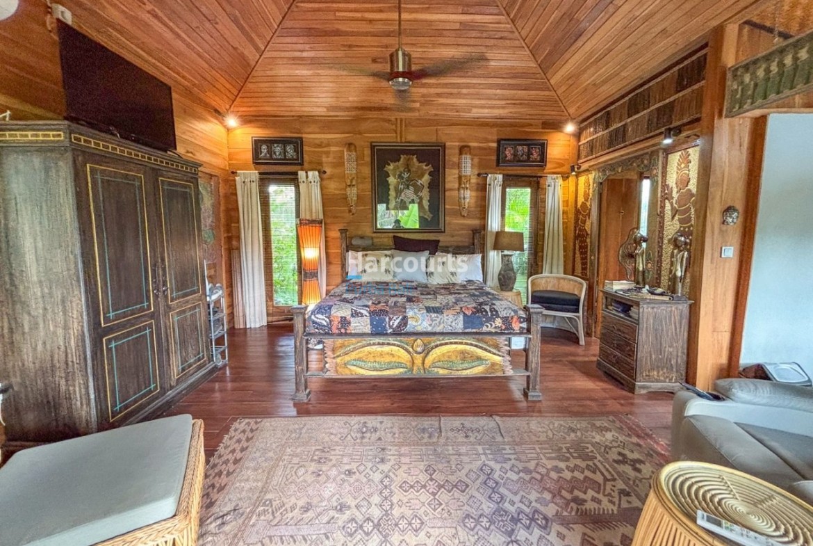 Peaceful Freehold Retreat Surrounded Real Estate Bali