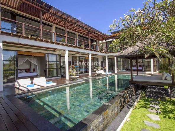 Positioned Within Prestigious Temple For Sale 1