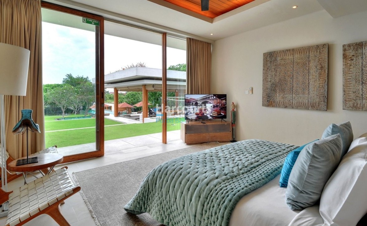 Set Within Quiet Low Density For Sale 1