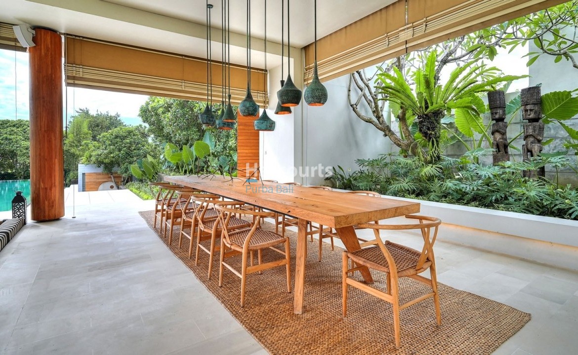 Set Within Quiet Low Density Ricefield View