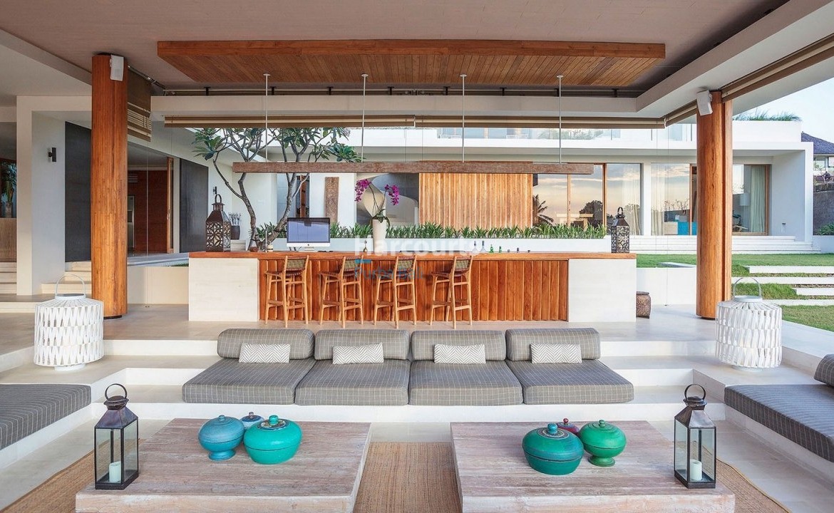 Set Within Quiet Low Density Tropical Modern