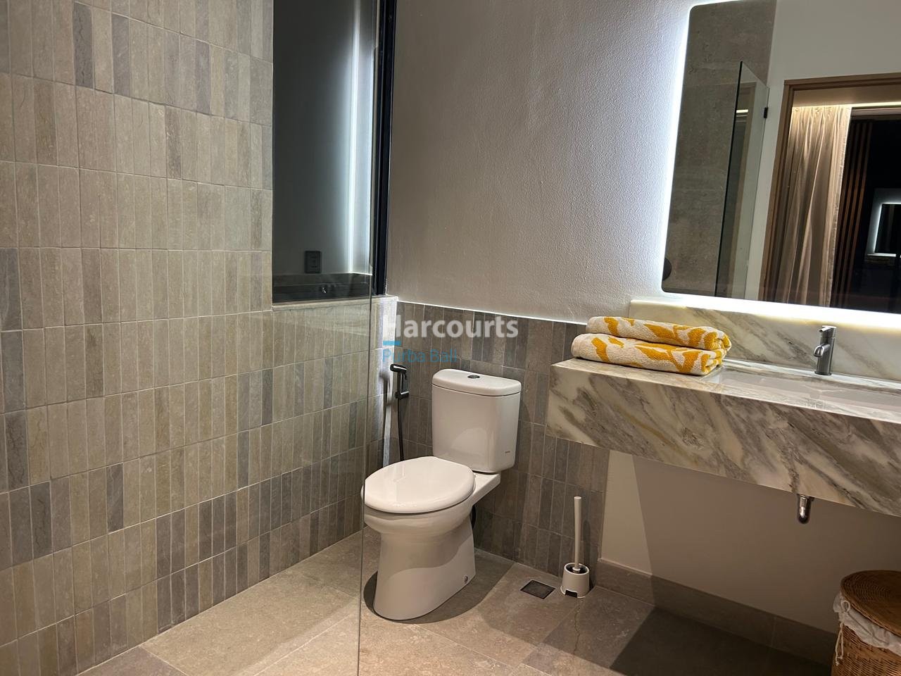 Situated Highly Desirable Area Holiday Rental