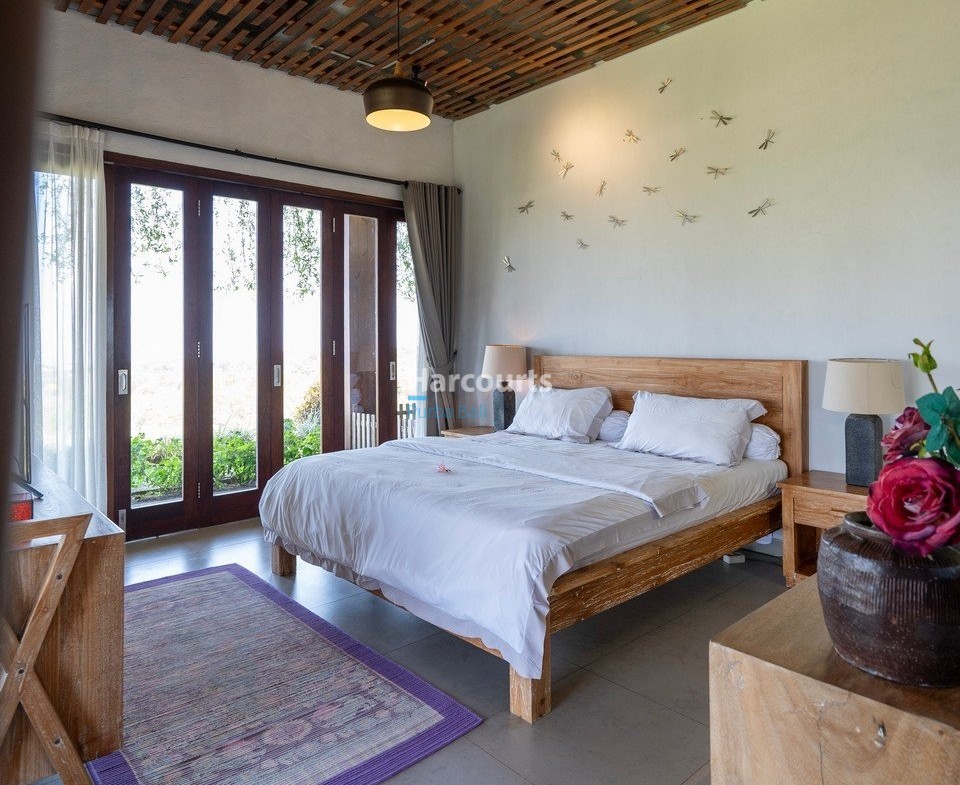 Spectacular Degree Ocean View Freehold Ownership 1