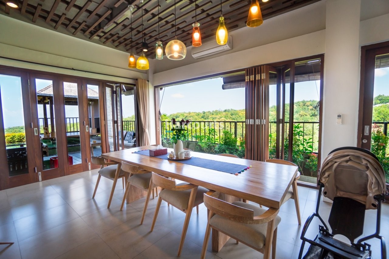 Spectacular Degree Ocean View Leasehold Opportunity
