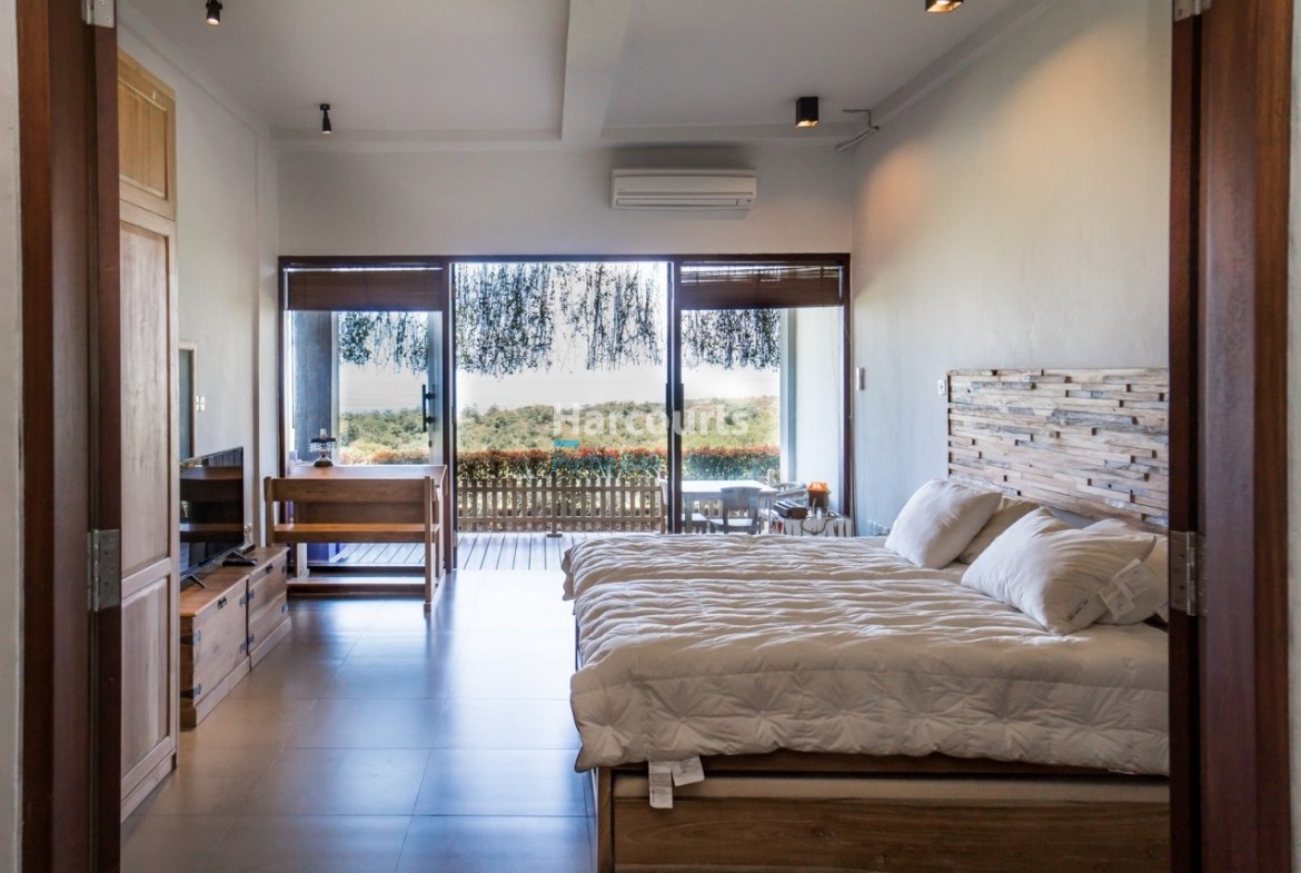 Spectacular Degree Ocean View Ocean Breeze