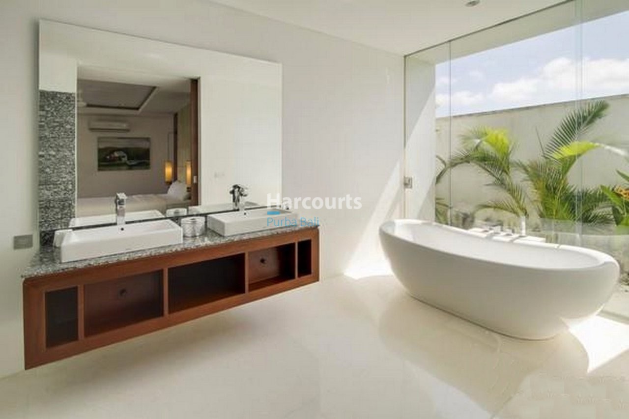 This Beautiful Bedroom Freehold Real Estate Bali
