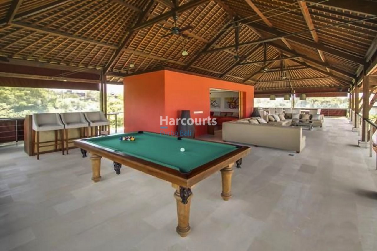 This Beautiful Bedroom Freehold Tropical Modern