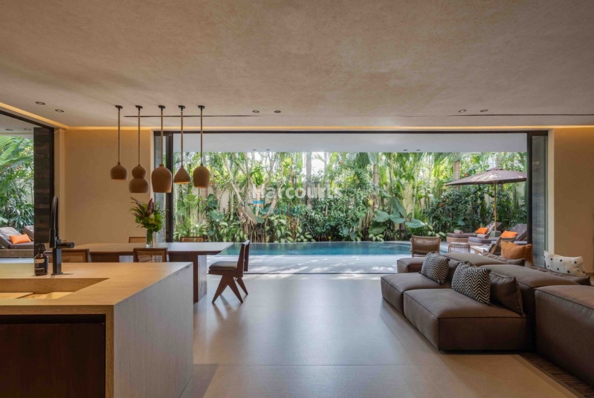 Ive Repositioned Luxury Property Tropical Modern