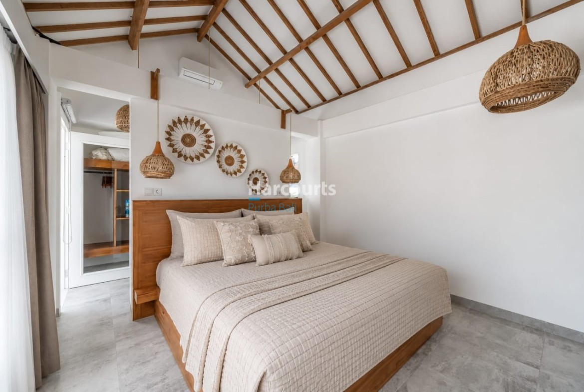 Located Sought After Residential Area Swimming Pool