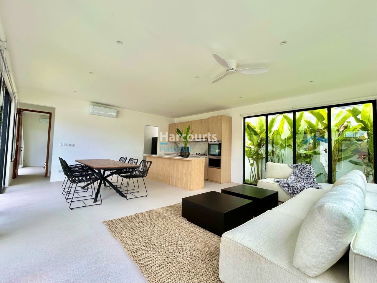Nestled Sought After Residential Enclave Freehold Ownership