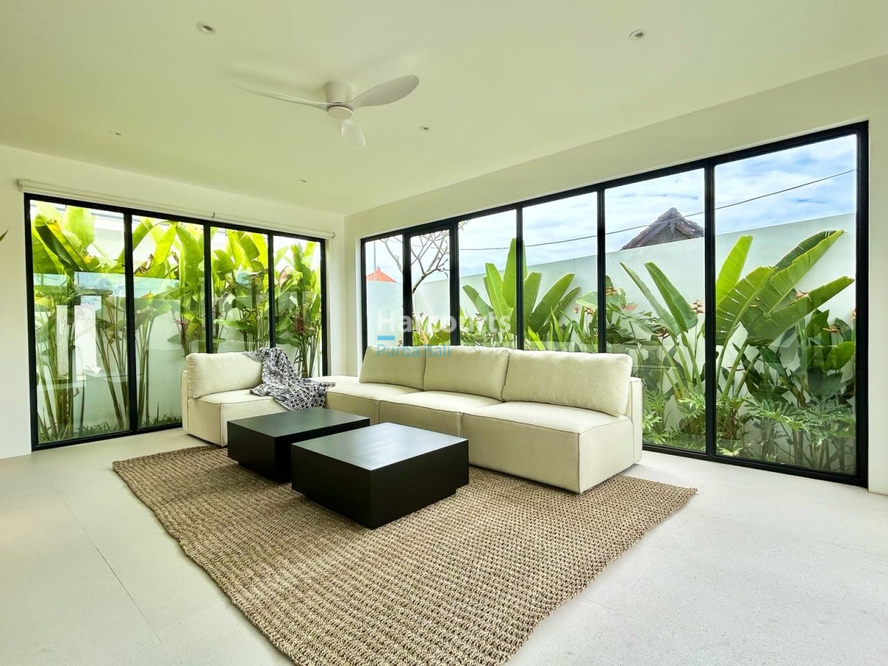 Nestled Sought After Residential Enclave Luxury Living 1
