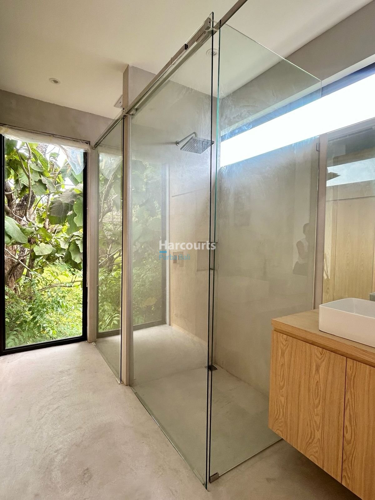 Nestled Sought After Residential Enclave Property Investment 1