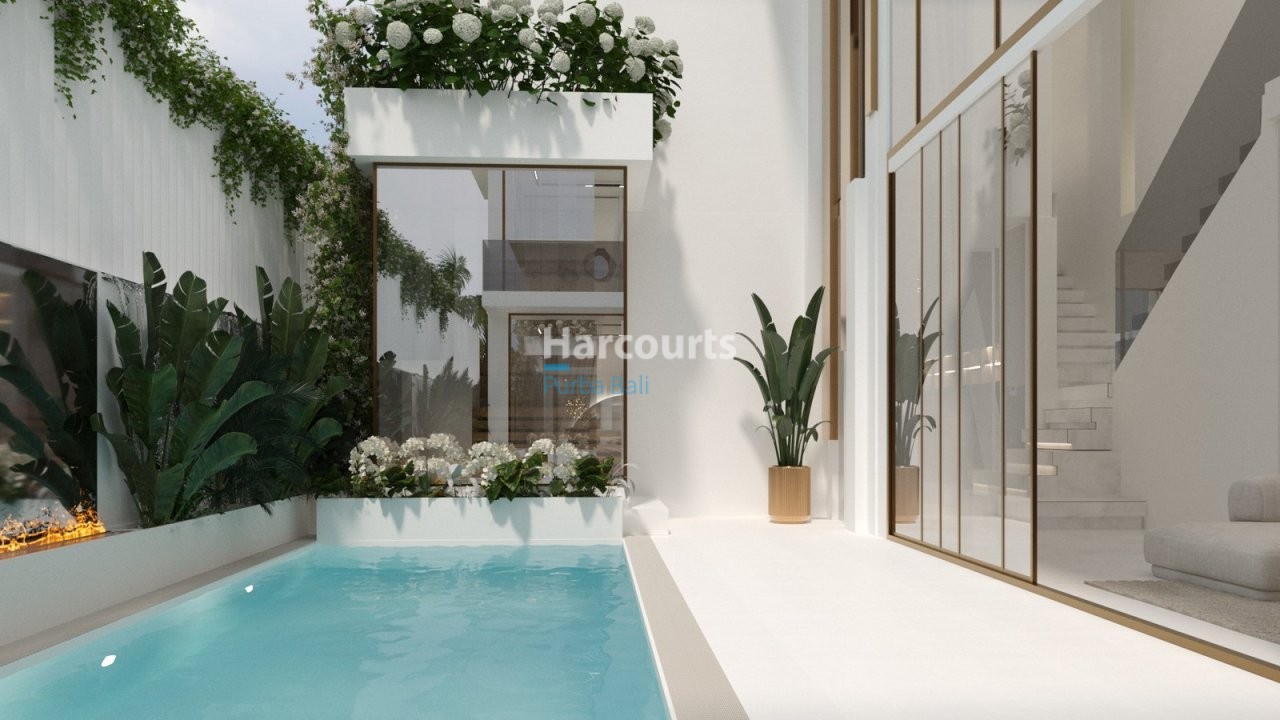 Nestled Within Peaceful Increasingly Swimming Pool