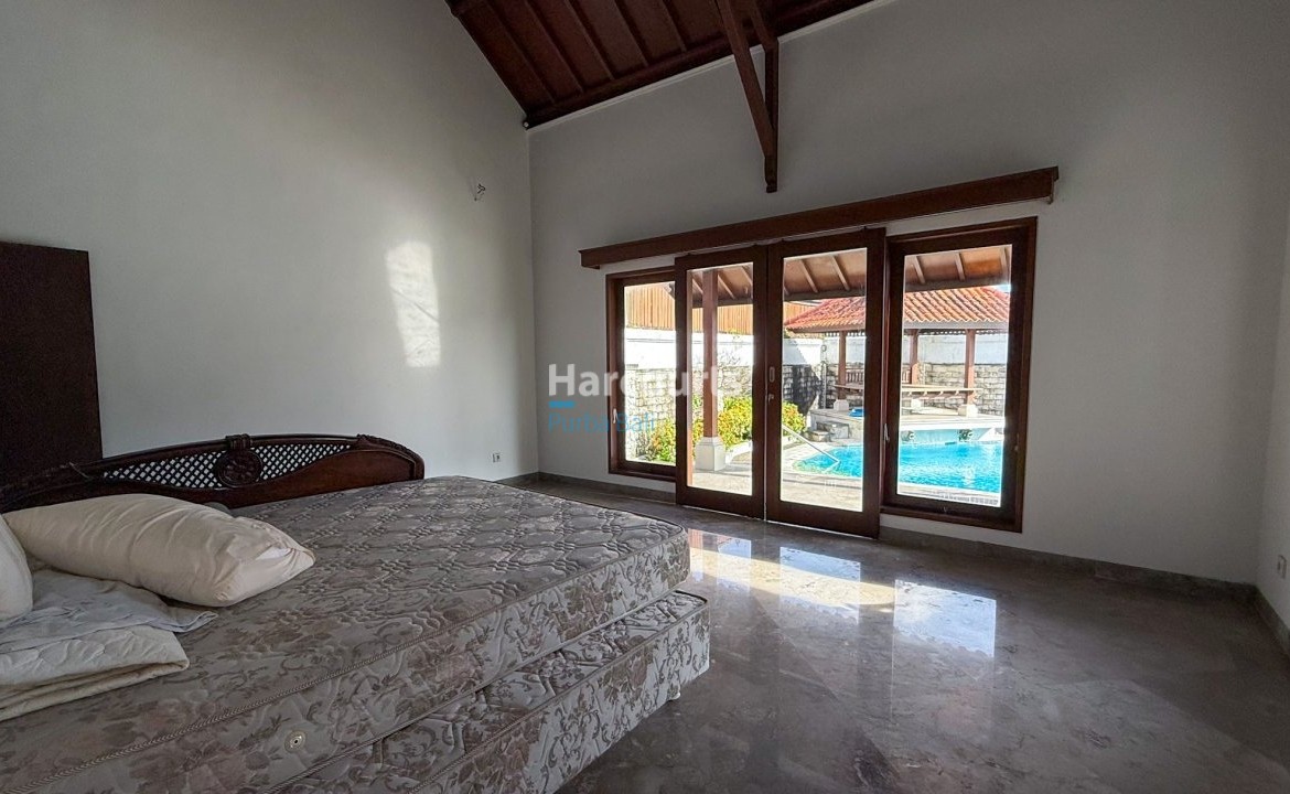 Nestled Within Prestigious Gated Property Investment 1