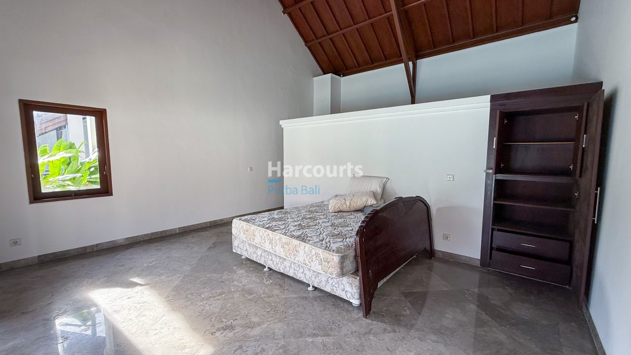Nestled Within Prestigious Gated Real Estate Bali 1