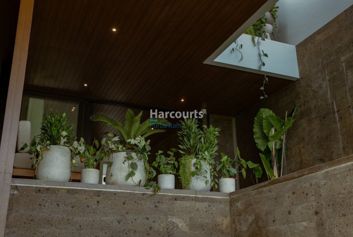 Positioned Babakan One Canggus Tropical Modern