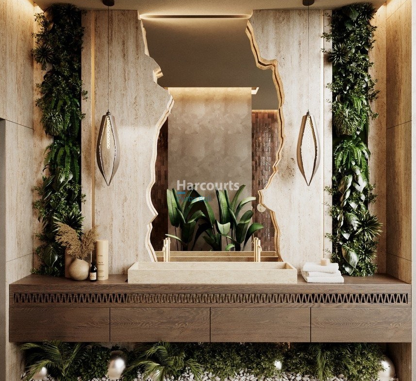 Set Dramatic Elevated Hillside Ocean Breeze