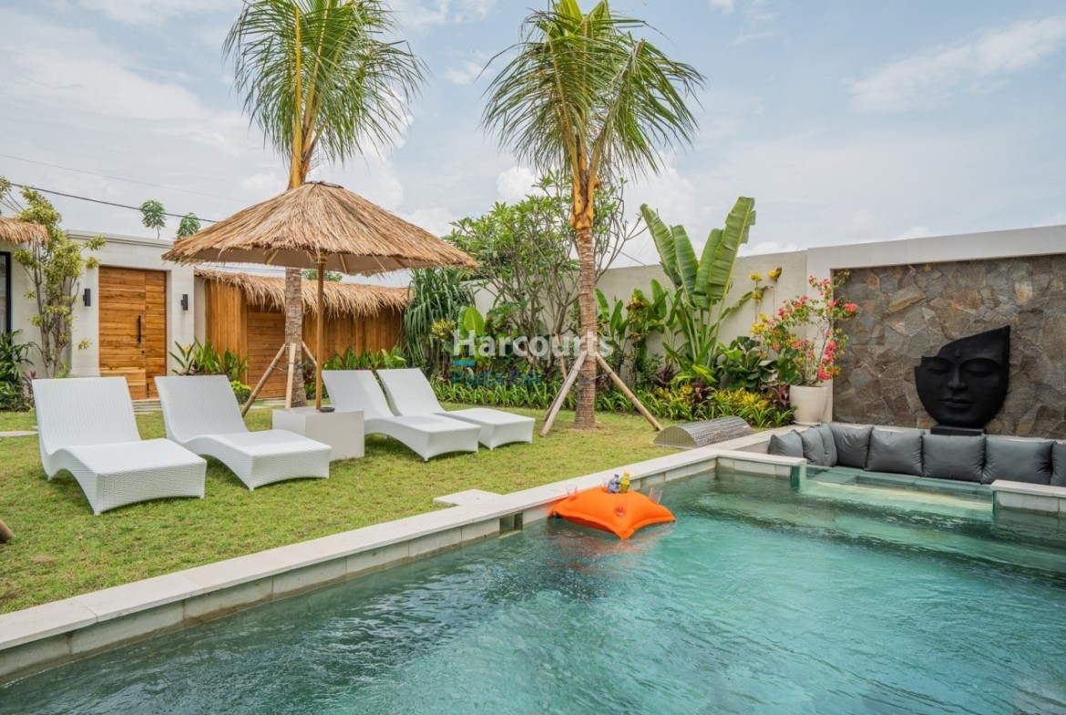 Situated Peaceful Residential Pocket Freehold Ownership 1