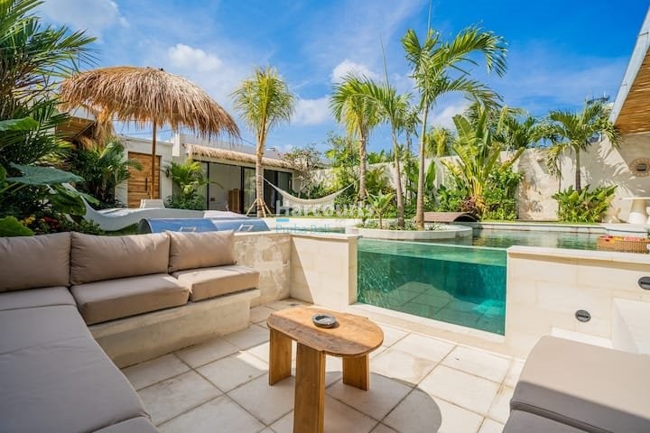 Situated Peaceful Residential Pocket Freehold Ownership