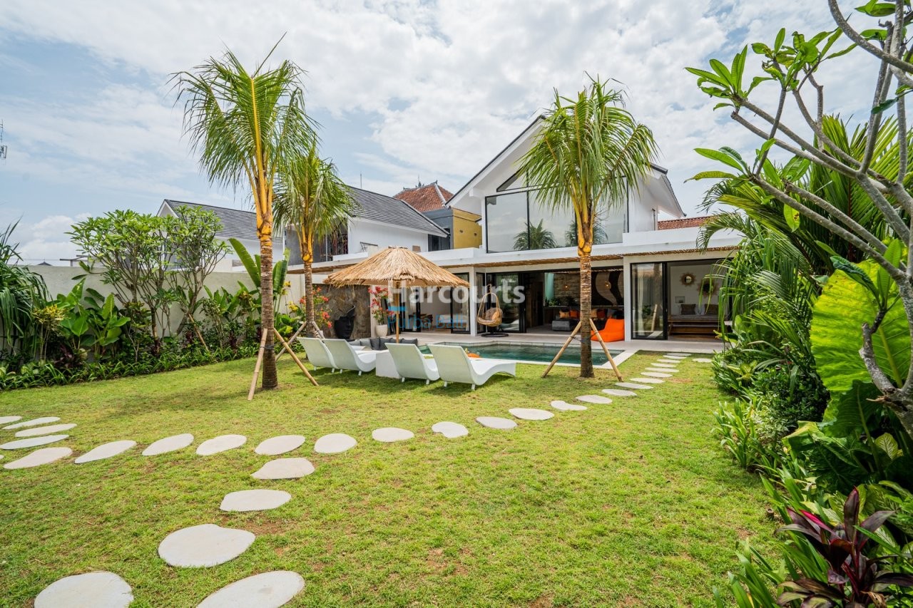 Situated Peaceful Residential Pocket Leasehold Opportunity 1