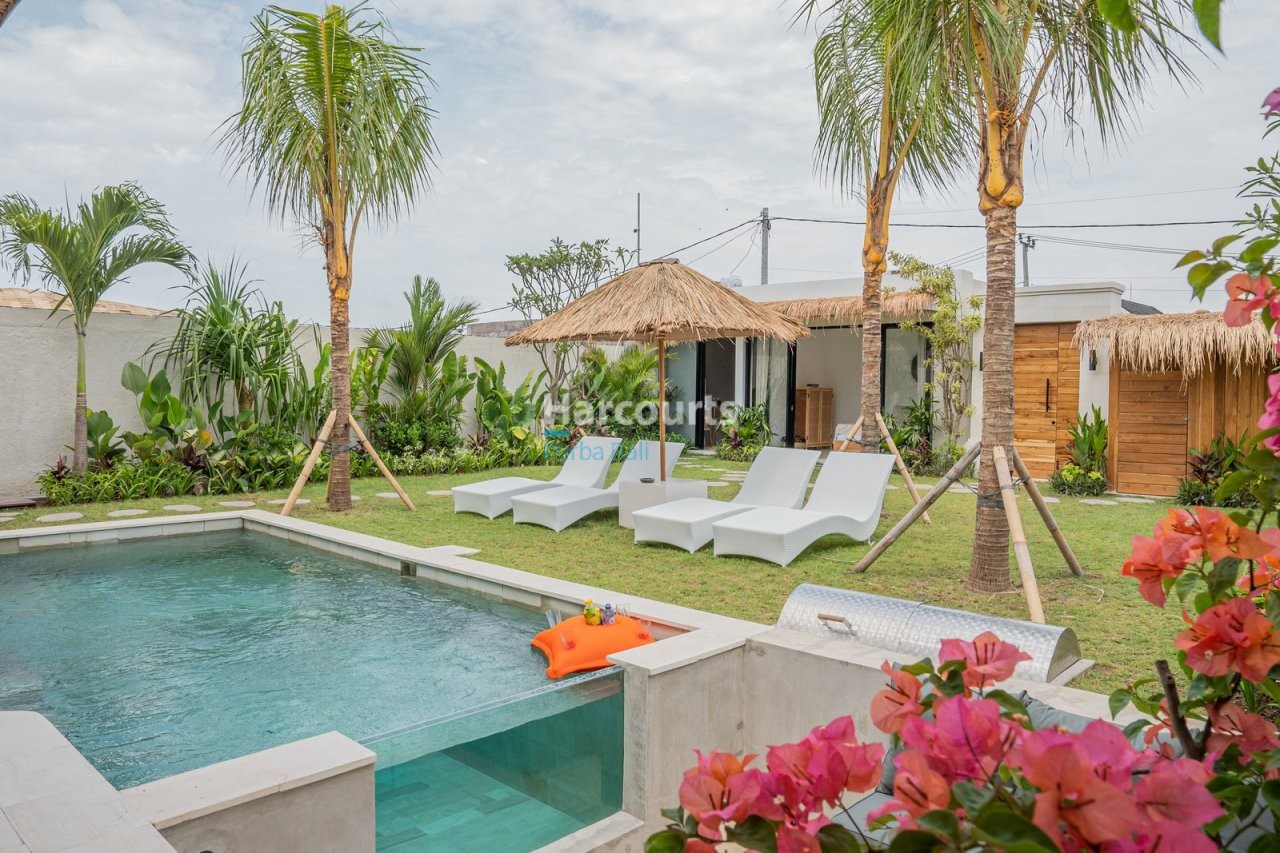 Situated Peaceful Residential Pocket Luxury Living 1